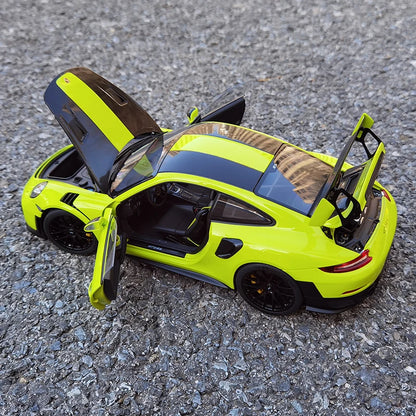 1:18 Porsche 911 (911.2) GT2 RS