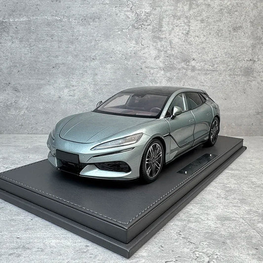 1:18 BYD Denza Z9GT