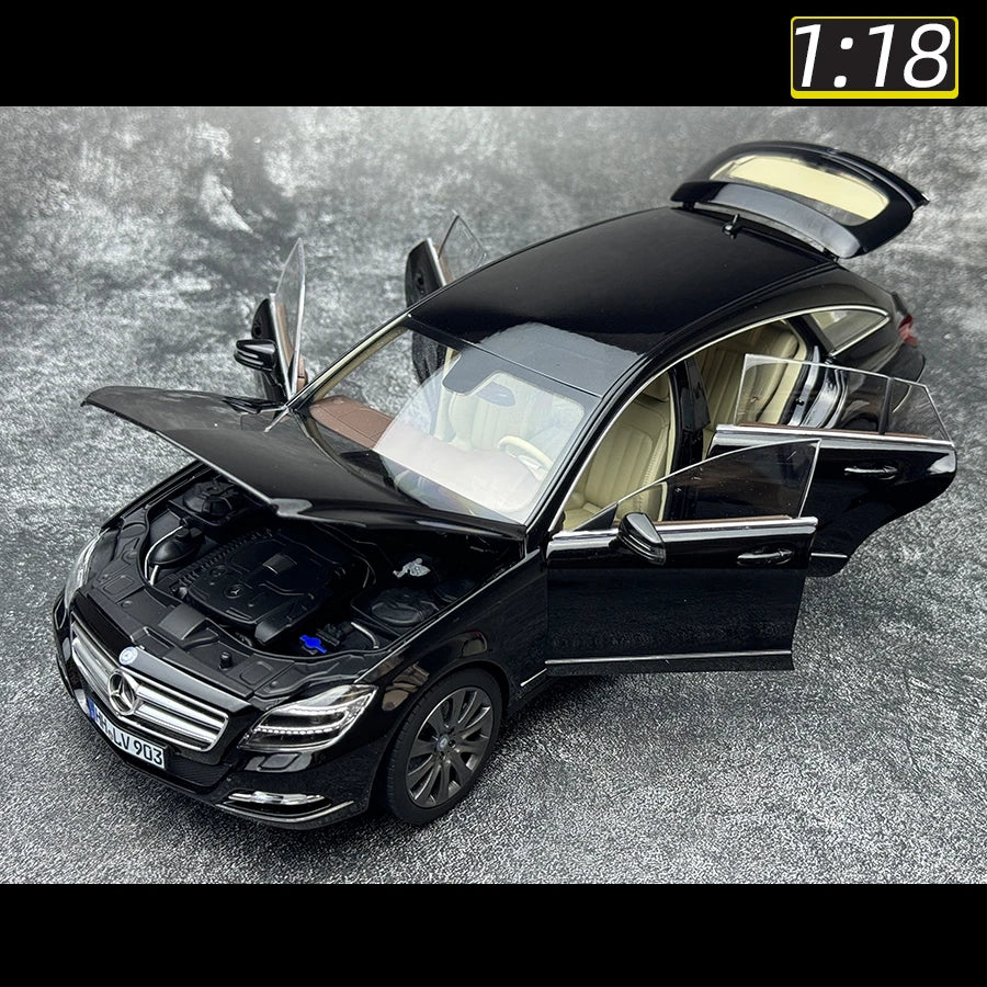 1:18 Mercedes BENZ CLS CLASS SHOOTING BRAKE 2011