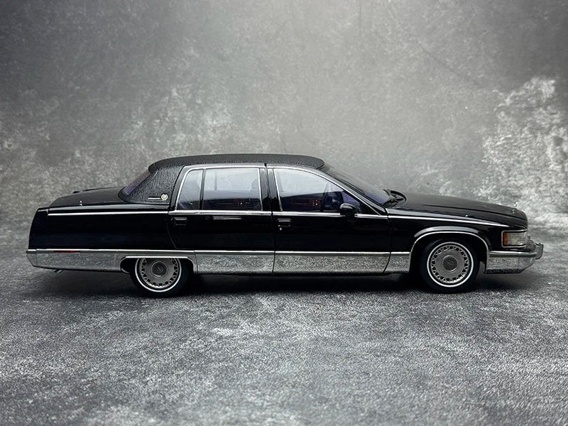 1:18 Cadillac Fleetwood