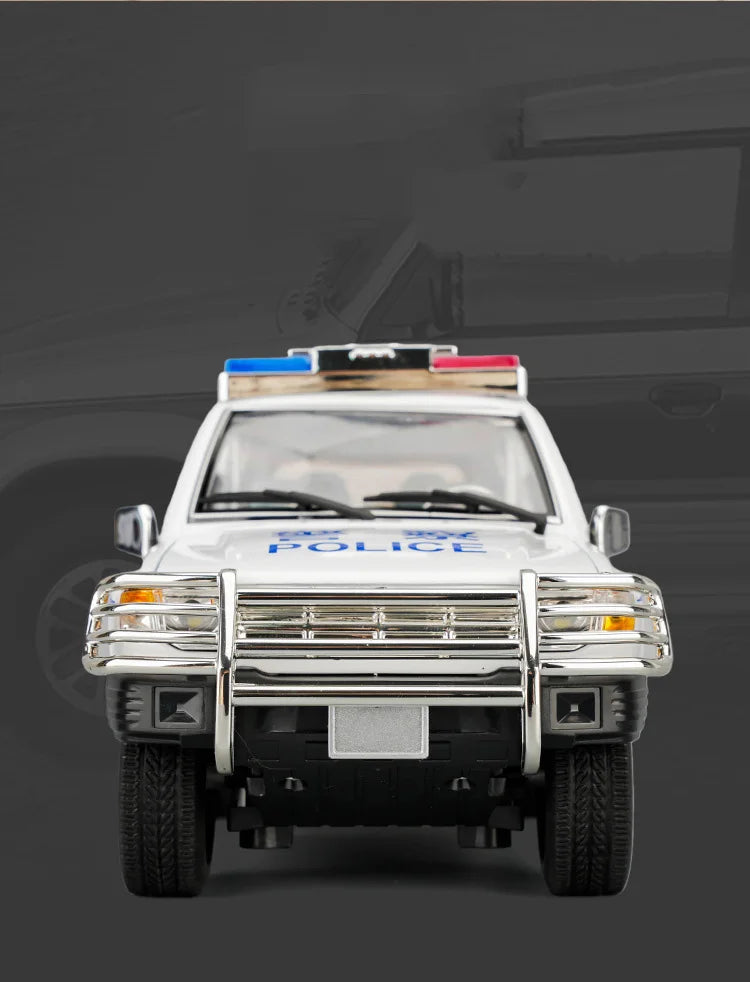 1:18 Mitsubishi PAJERO