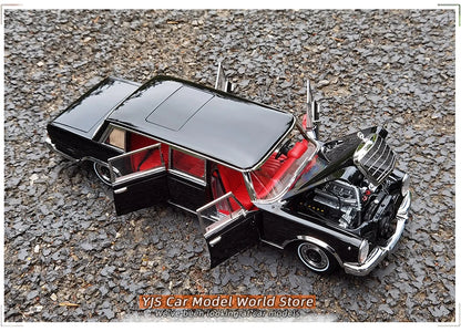 1:18 Mercedes-Benz Pullman MB 600
