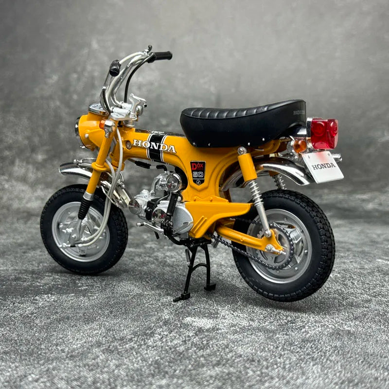 1:10 HONDA DAX Giraffe ST50 (1969)