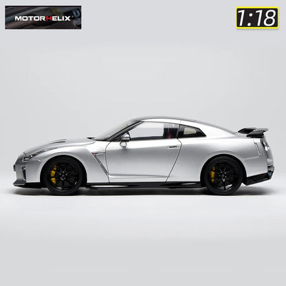 1:18 Nissan R35 Track Edition Engineered by NISMO T-Spec 2022