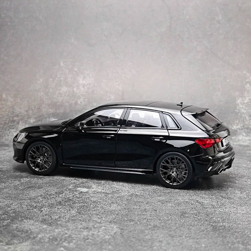 1:18 Audi RS3 2025 Black A3