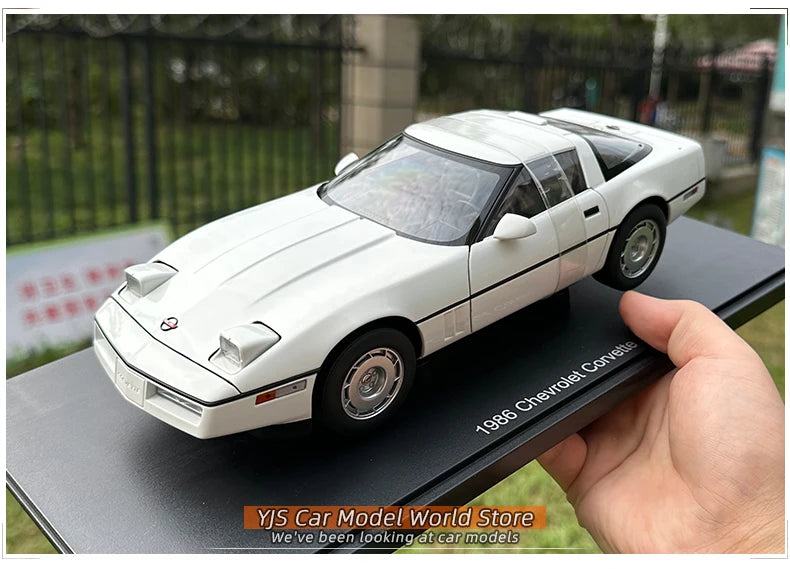 1:18  Chevrolet Corvette C4 1986