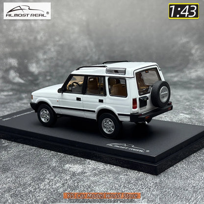 1:43 1970 Land Rover Discovery