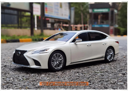 1:18 LEXUS LS500h