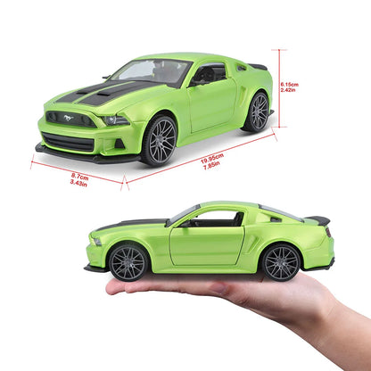 1:24 2014 Ford Mustang Street Racer