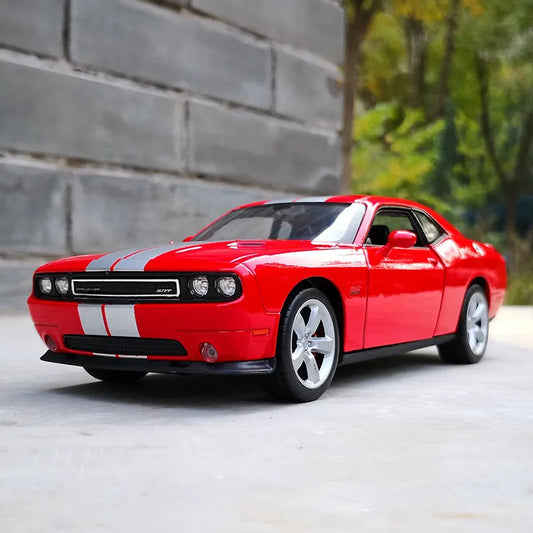 1:24 Dodge Challenger SRT 2012