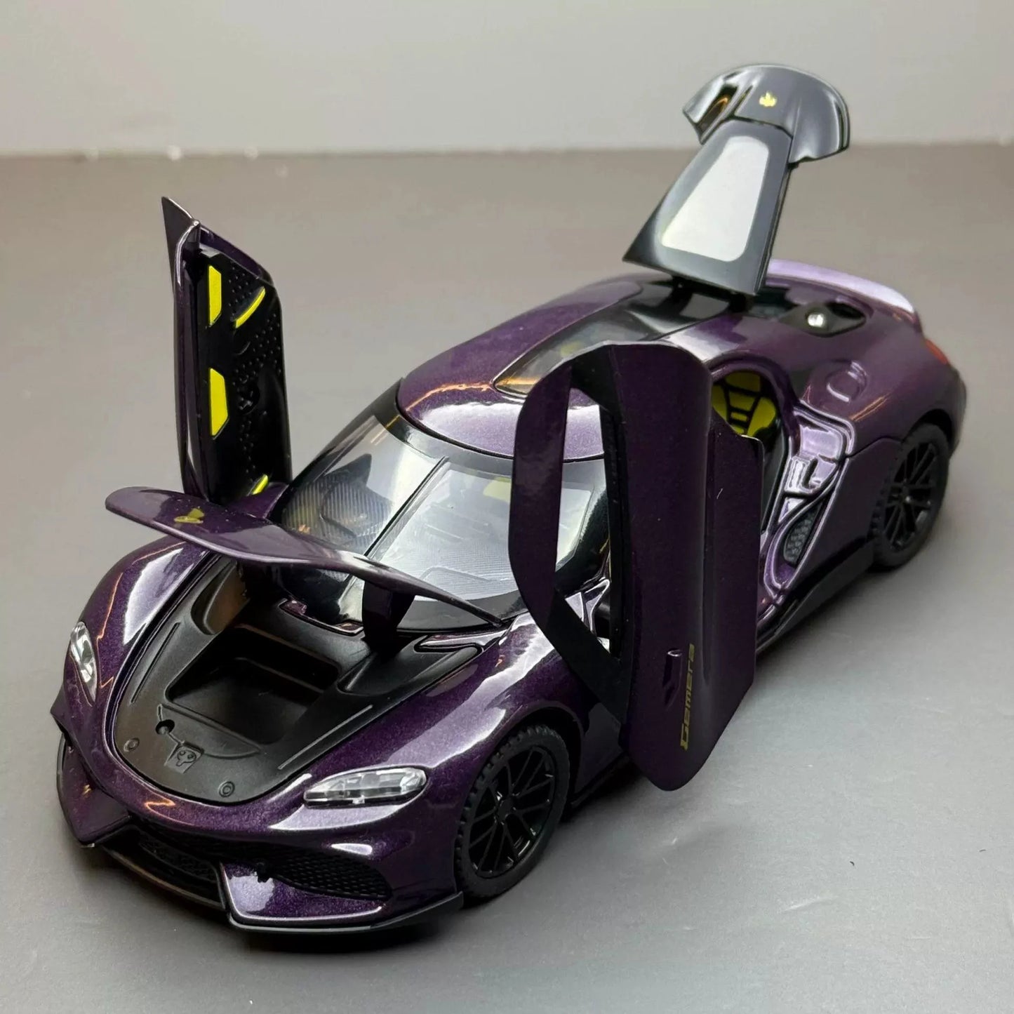 1:32 Koenigsegg Gemera GT