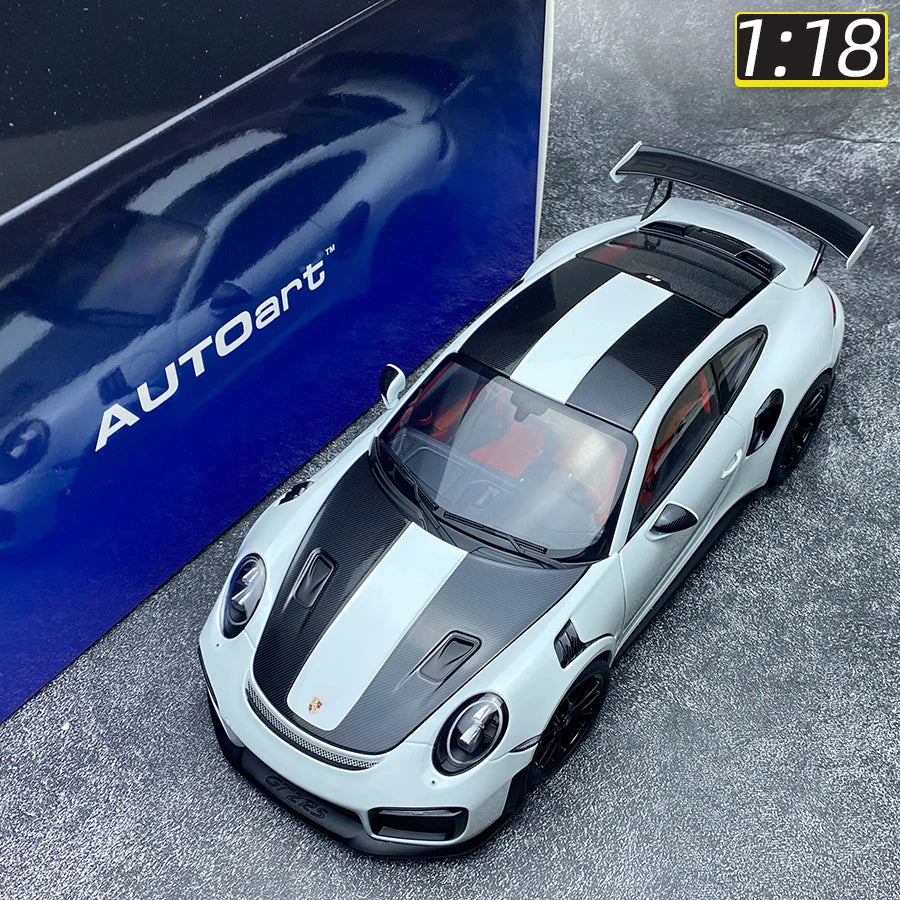 1:18 Porsche 911 (991.2) GT2 RS