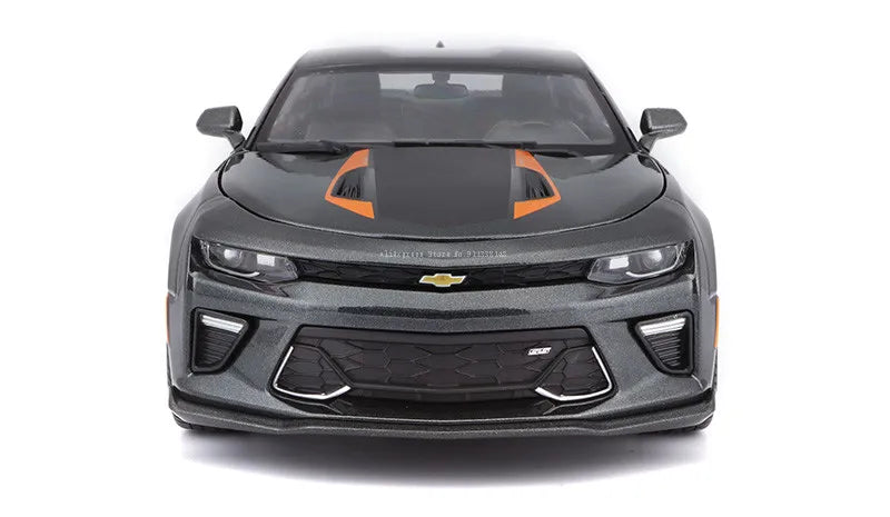 1:18 2017 Chevrolet Camaro SS 50th Anniversary