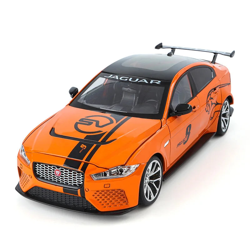 1:18 Jaguar XE SV Project 8