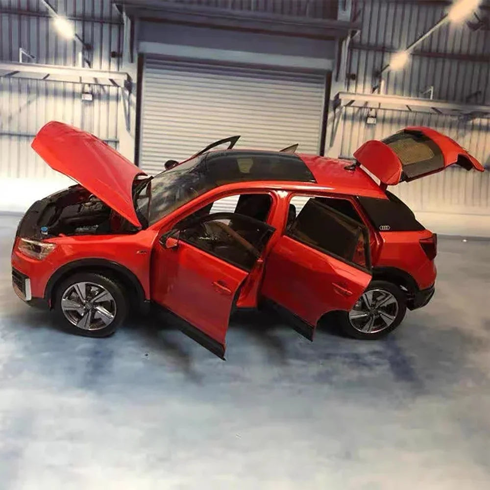 1:18 Audi Q2L