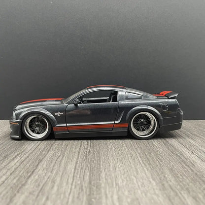 1:24 Ford Mustang Shelby GT500KR