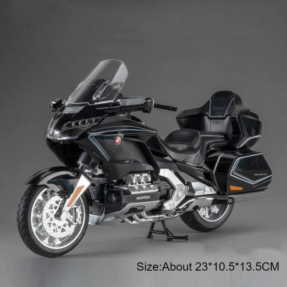1:11 Honda Gold Wing GL800 2021