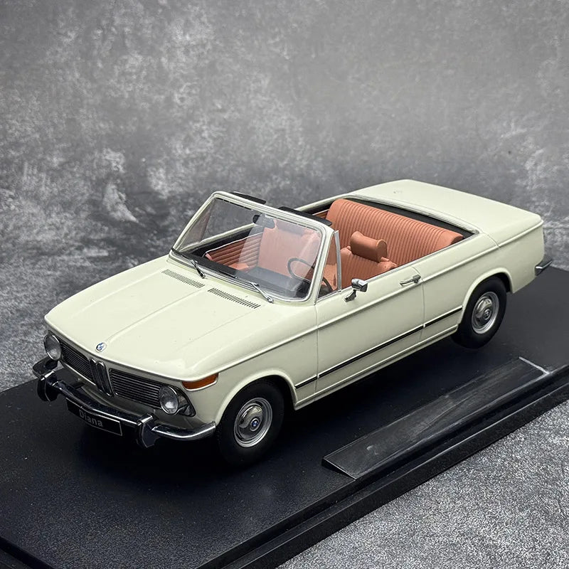 1:18 BMW 2002/1602 Convertible