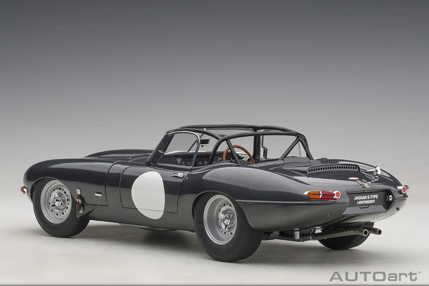 1:18 Jaguar Lightweight E-Type