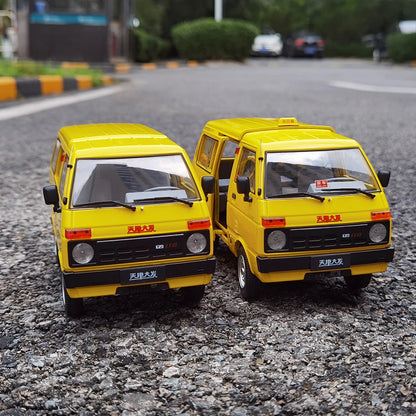1:18 Tianjin Dafa Yellow Bug Bread Van - Dafa Taxi TJ110