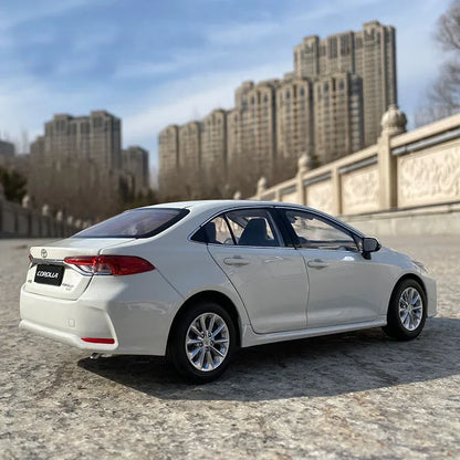 1:18 Toyota Corolla