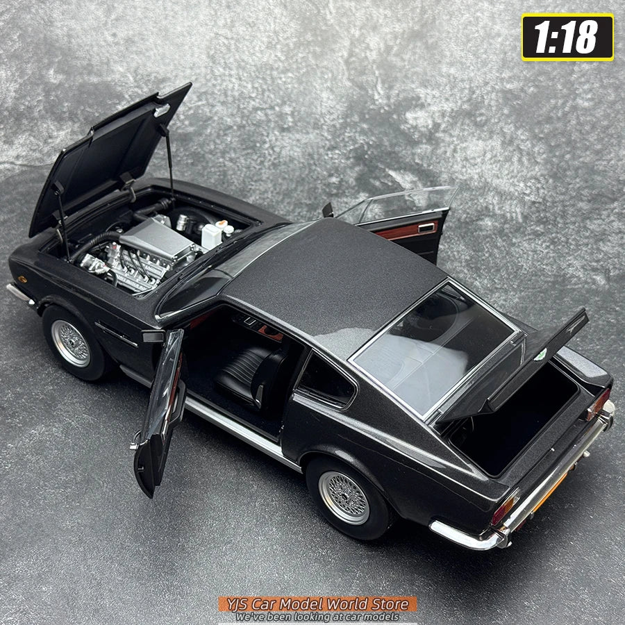 1:18 Aston Martin V8