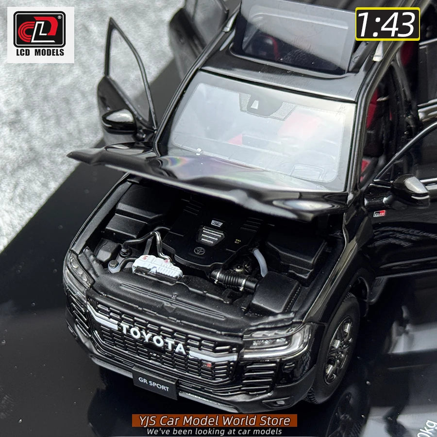 1:43  Toyota Land Cruiser LC300