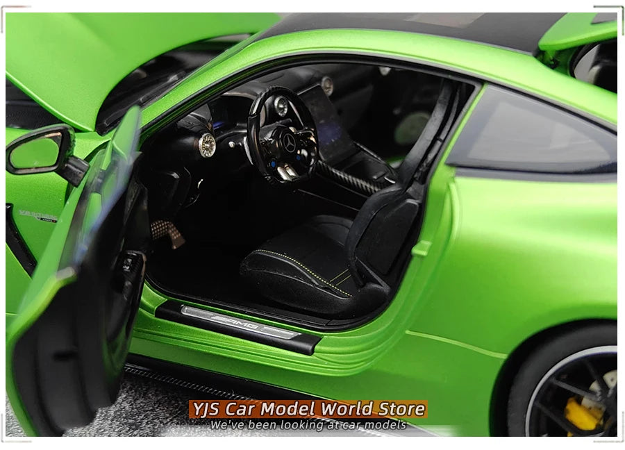 1:18 Mercedes-Benz AMG GT63