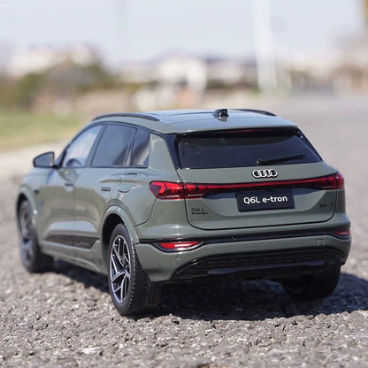1:18 Audi Q6 Q6L e-tron 2026
