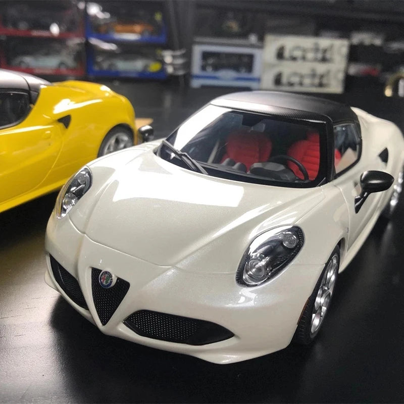 1:18 Alfa Romeo 4C Spider
