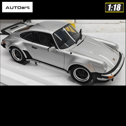 1:18 PORSCHE 911(930) TURBO 3.0