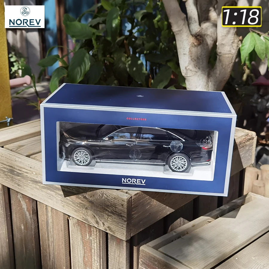 1:18 Audi A8L 2017