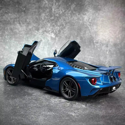 1:18  FORD GT 2017