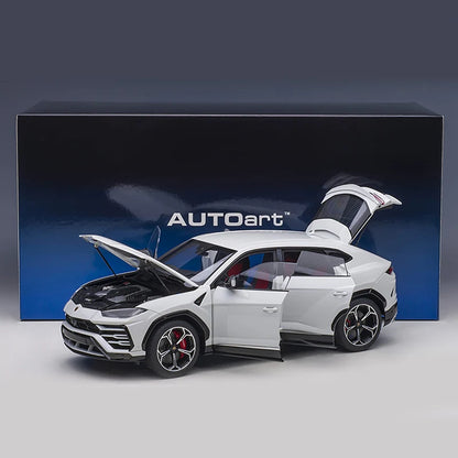 1:18 Lamborghini Urus