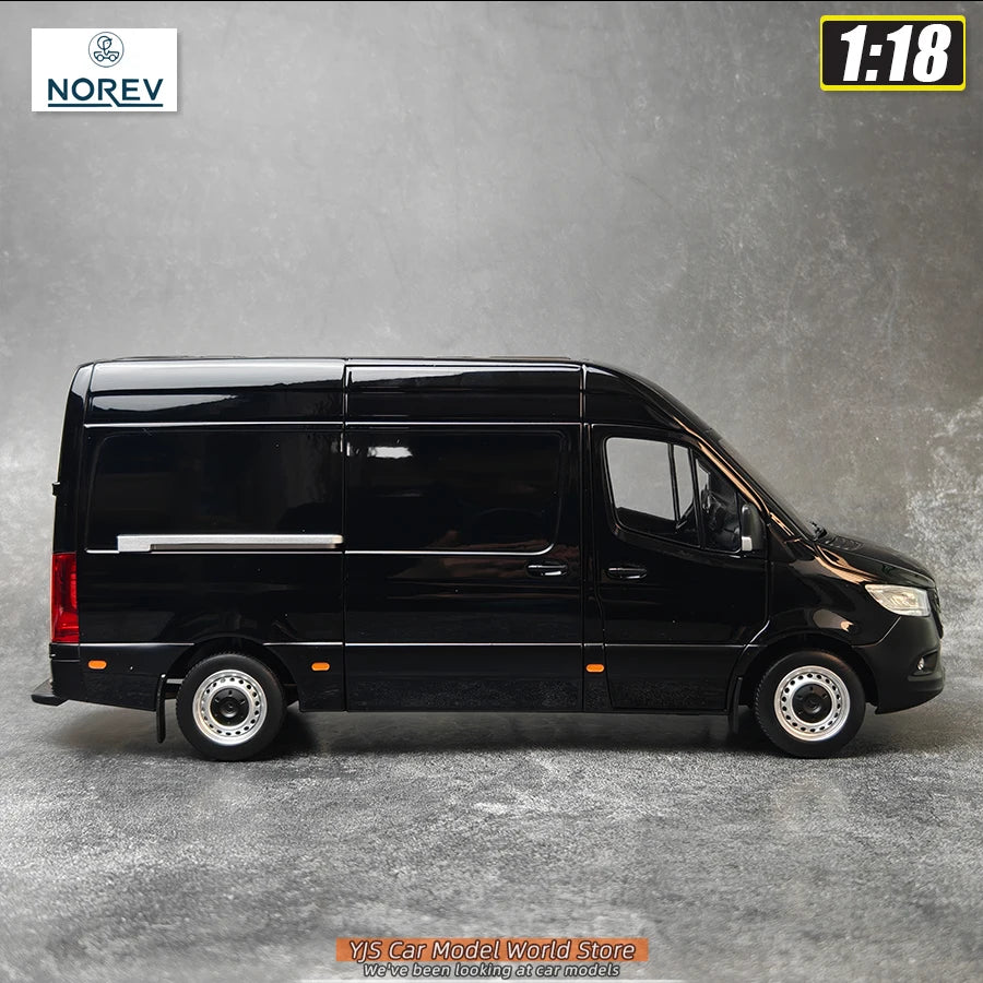 1:18 Mercedes-Benz Sprinter 2018