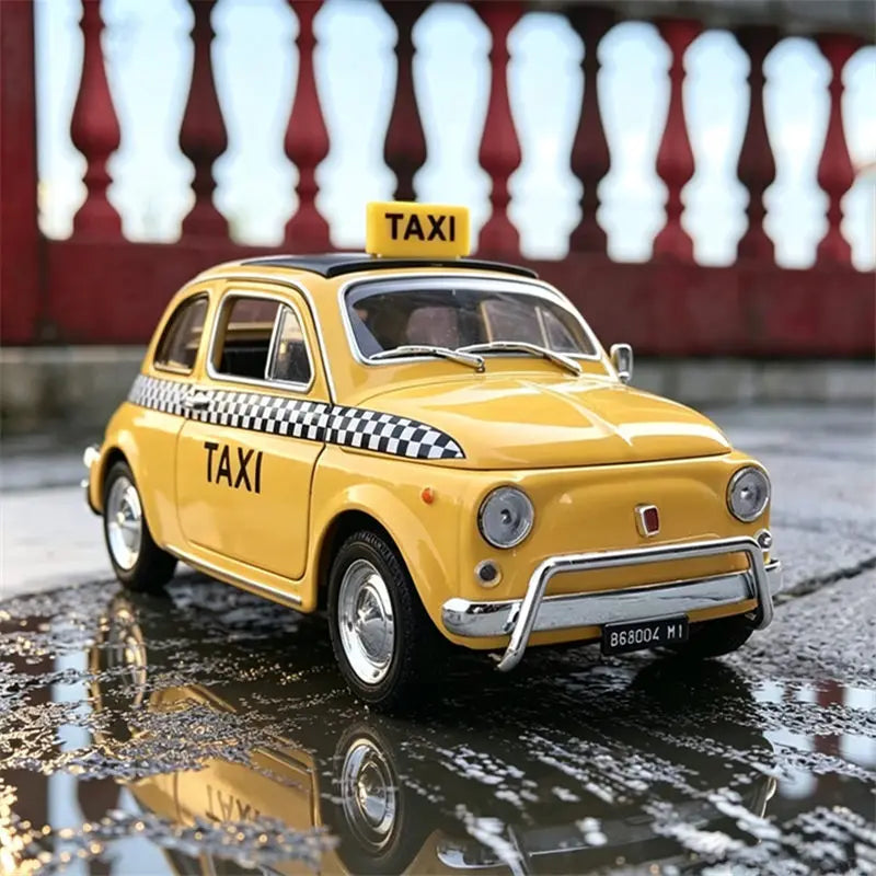 1:24 Fiat Nuova Fiat 500 Taxi