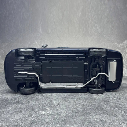 1:18 BYD DENZA D9 MPV Passat