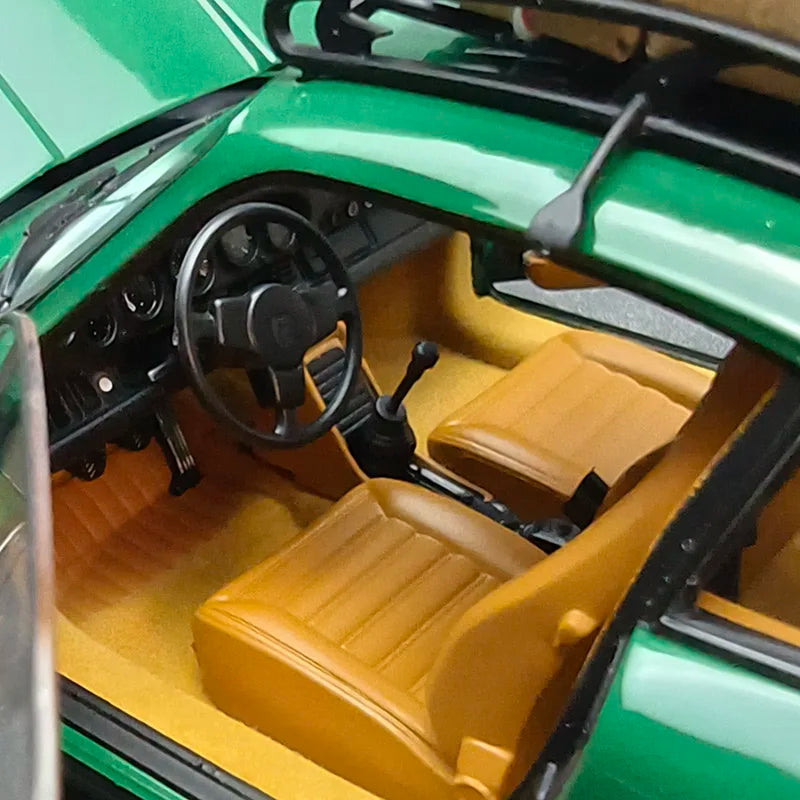 1:18  Porsche 911 Turbo 3.3 1980