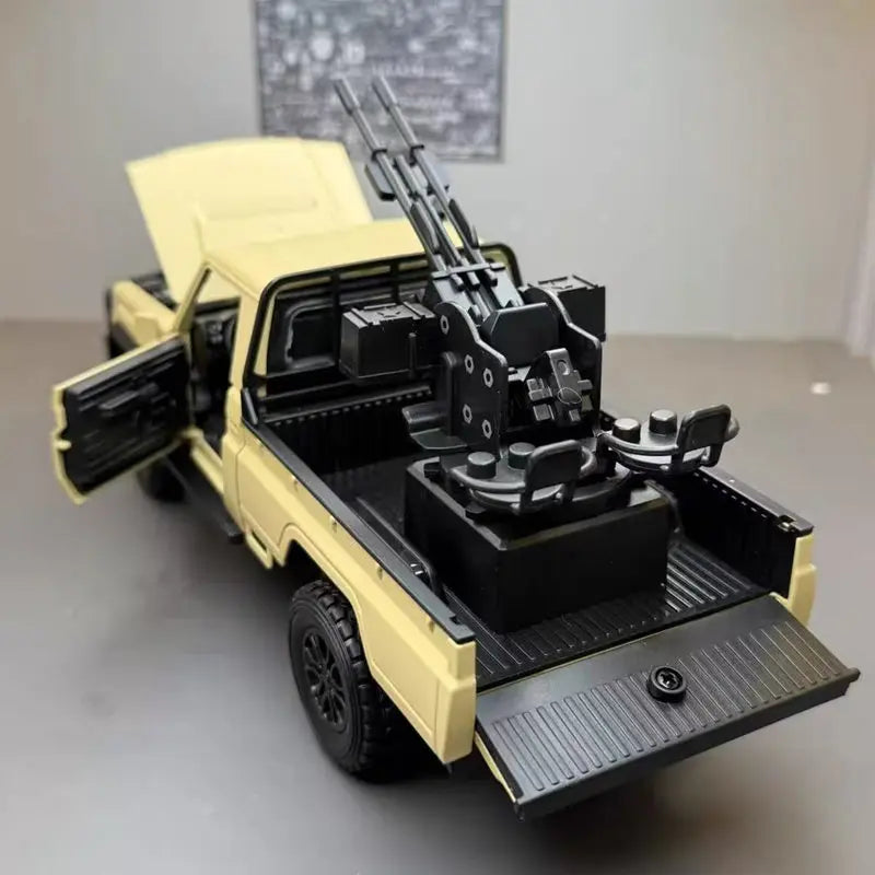 1:24 Land Cruiser LC79