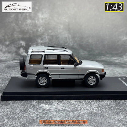 1:43 1970 Land Rover Discovery