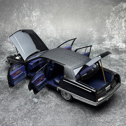 1:18 Cadillac Fleetwood