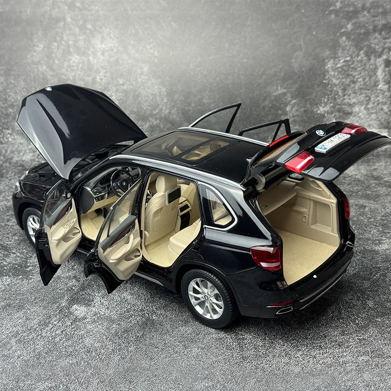 1:18  BMW X5 F15 2012