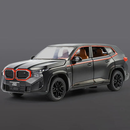 1:32 BMW XM