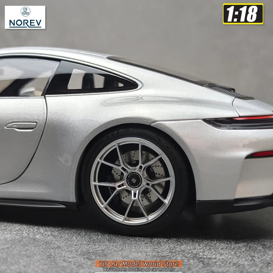 1:18 Porsche 911 GT3 w/Touring Pack 2025