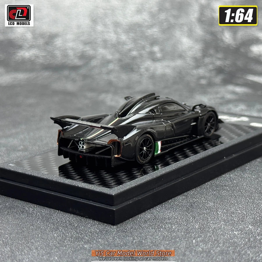 1:64 Pagani Huayra R