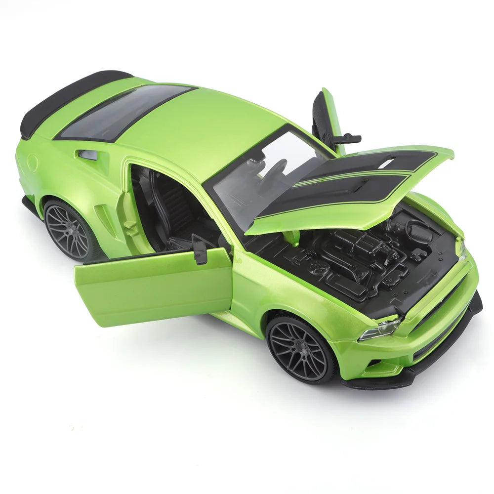 1:24 2014 Ford Mustang Street Racer