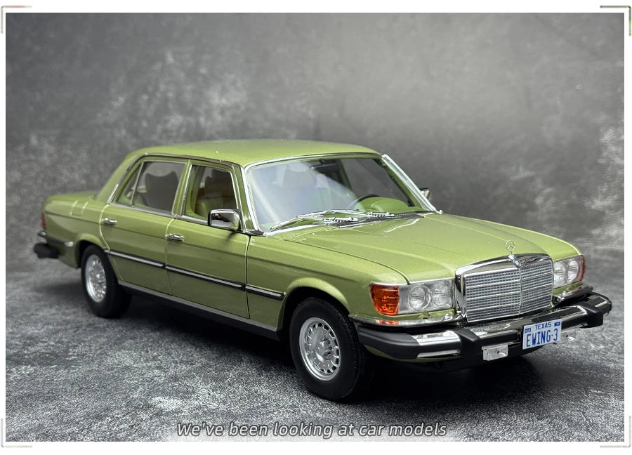 1:18 Mercedes-Benz 450 SEL