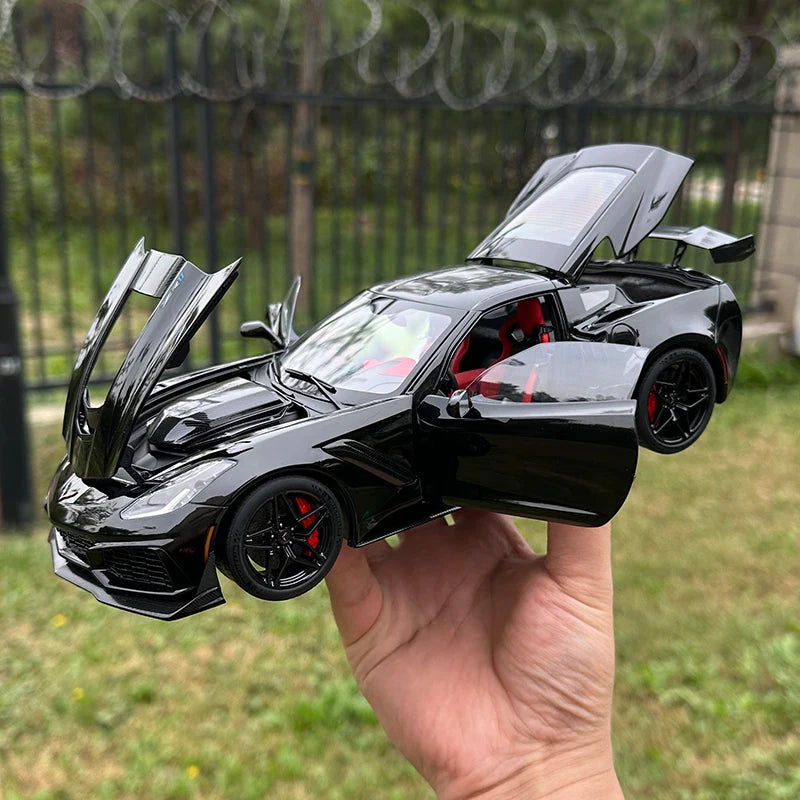 1:18 CHEVROLET CORVETTE C7 ZR1