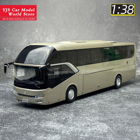 1:38 Xiamen Golden Travel Kaige Bus