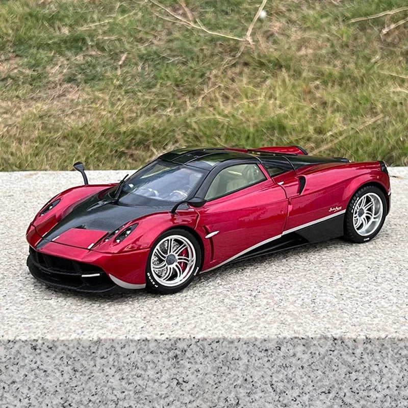 1:18 Pagani Huayra Roadster